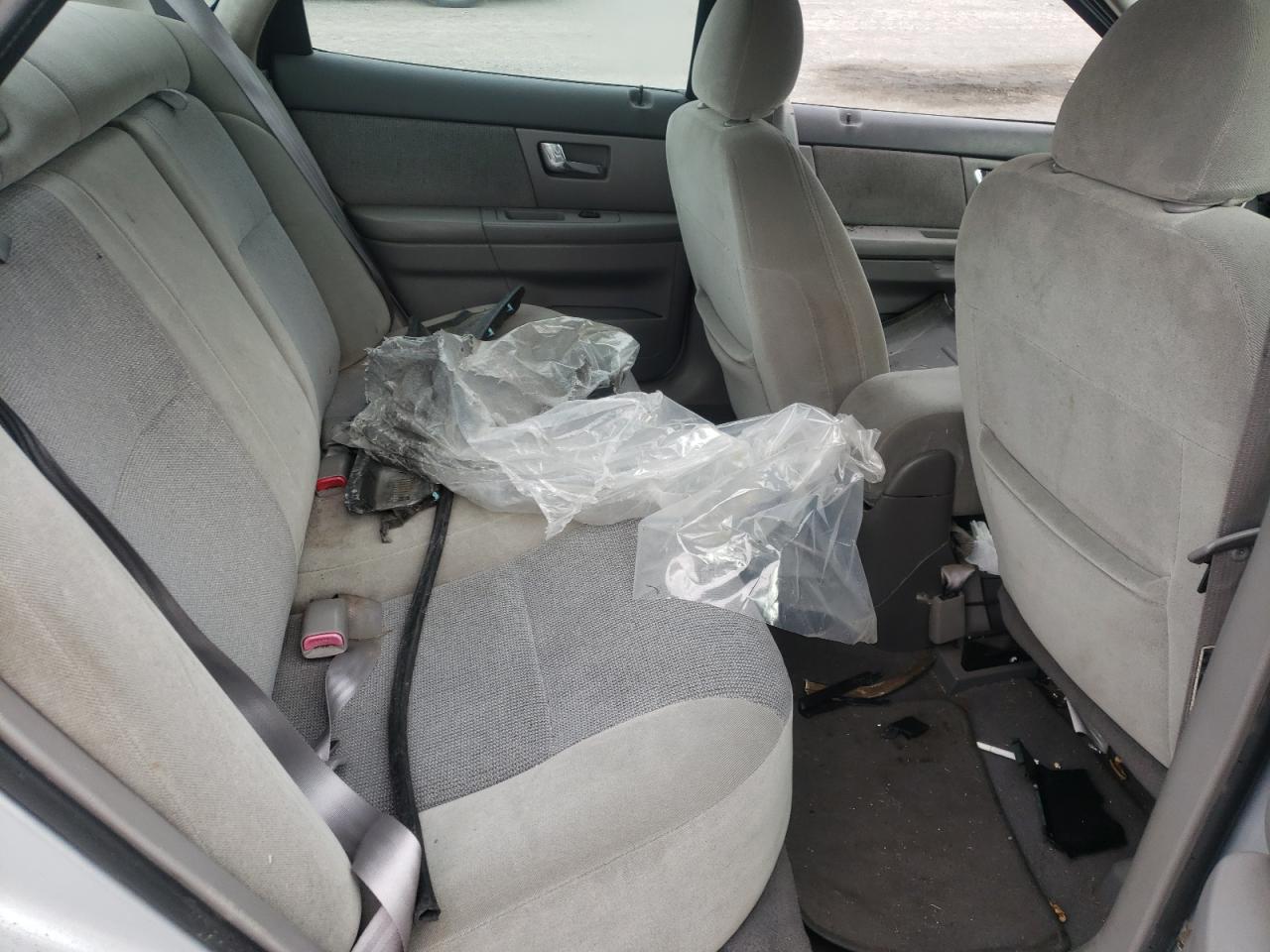 Photo 6 from auction – 2002 FORD TAURUS SES with VIN 1FAFP55292A221211