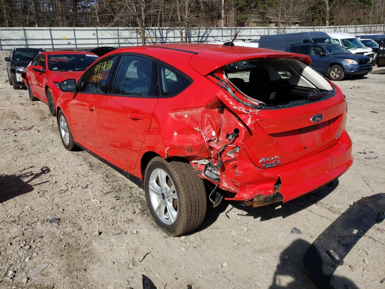 Photo 3 from auction – 2014 FORD FOCUS SE with VIN 1FADP3K22EL335916