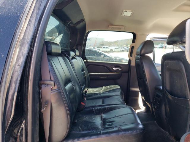 Photo 6 from auction – 2011 CHEVROLET AVALANCHE with VIN 3GNTKEE34BG372986