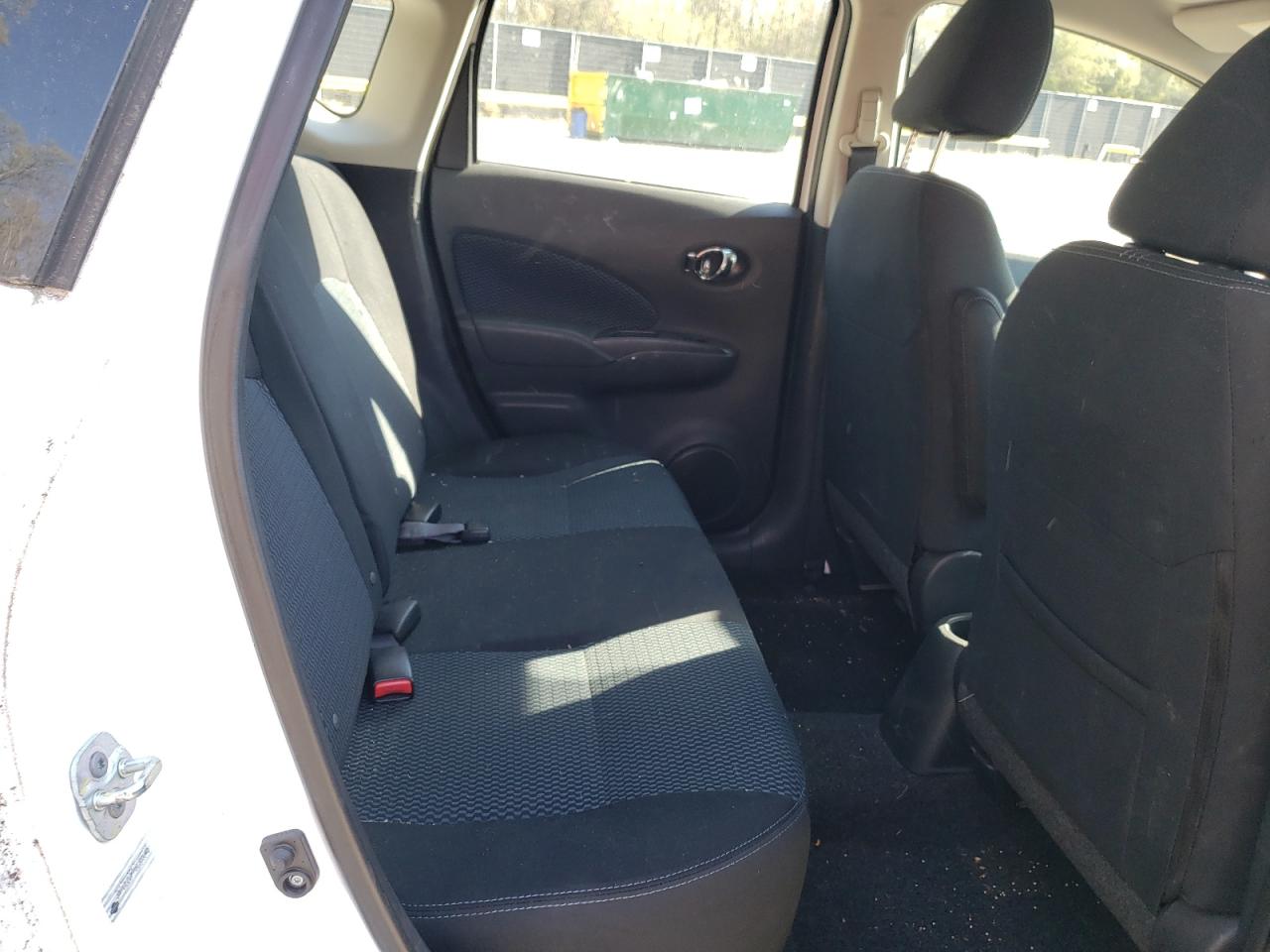 Photo 6 from auction – 2016 NISSAN VERSA NOTE with VIN 3N1CE2CP1GL365046