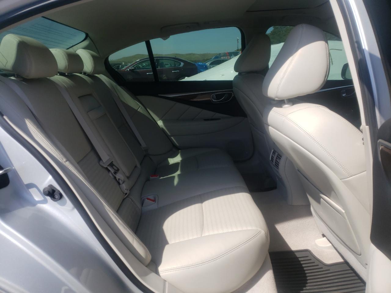 Photo 6 from auction – 2015 INFINITI Q50 BASE with VIN JN1BV7AR5FM401984