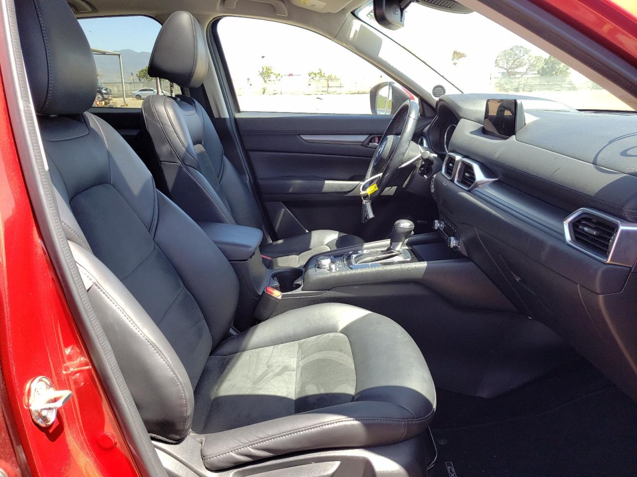 Photo 5 from auction – 2019 MAZDA CX-5 TOURI with VIN JM3KFACM4K0534561
