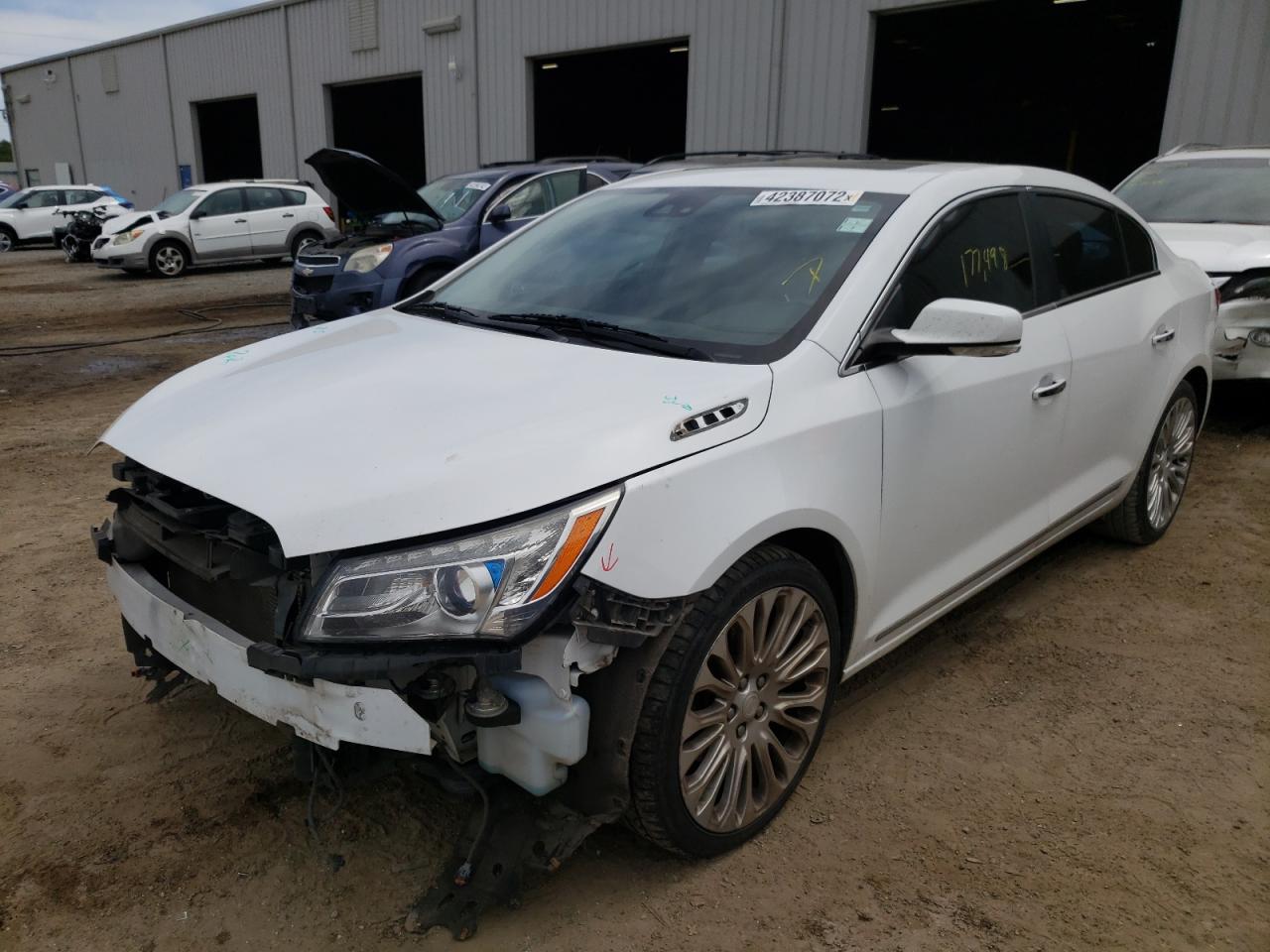 Photo 2 from auction – 2015 BUICK LACROSSE P with VIN 1G4GF5G33FF203136