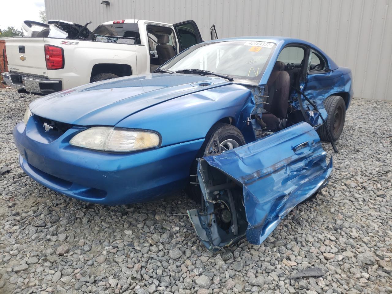Photo 2 from auction – 1995 FORD MUSTANG with VIN 1FALP4049SF166283