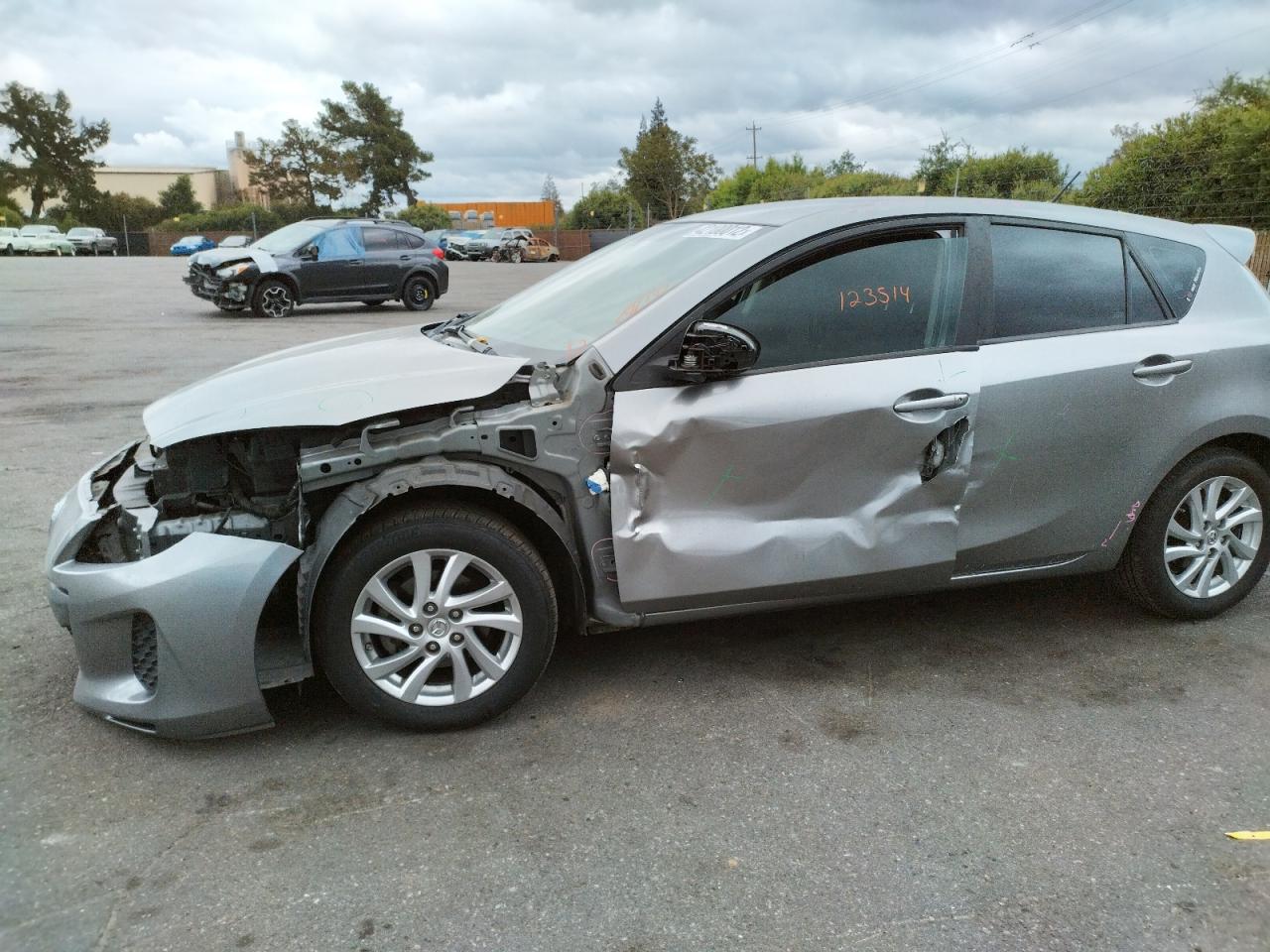 Photo 9 from auction – 2012 MAZDA 3 I with VIN JM1BL1L89C1605530