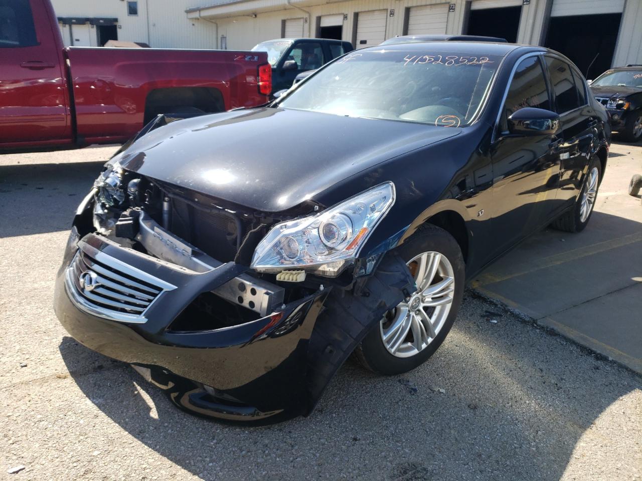 Photo 2 from auction – 2015 INFINITI Q40 with VIN JN1CV6AR0FM520394