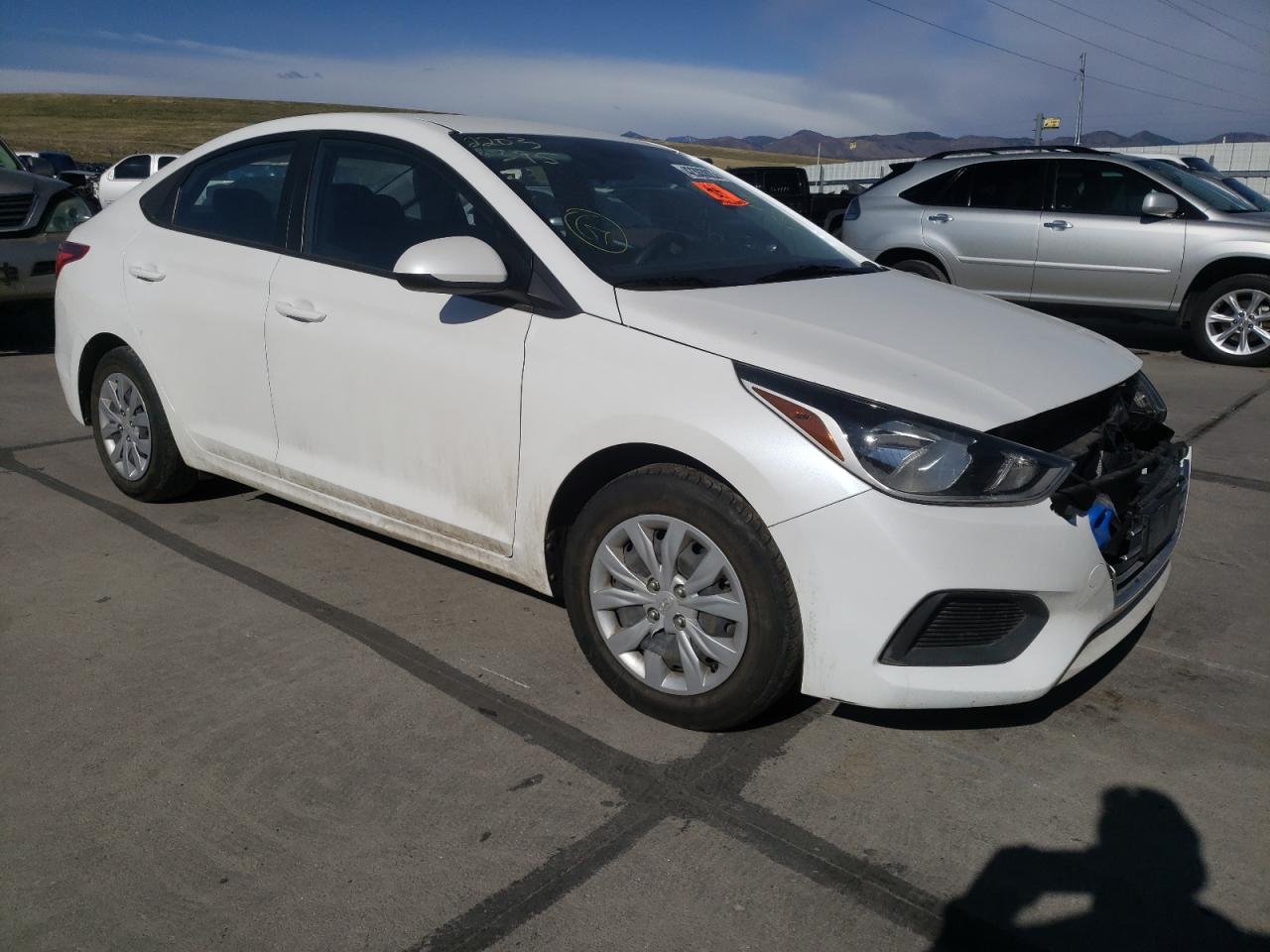 HYUNDAI ACCENT SE 2019 with VIN 3KPC24A36KE064786 - Photo from auction