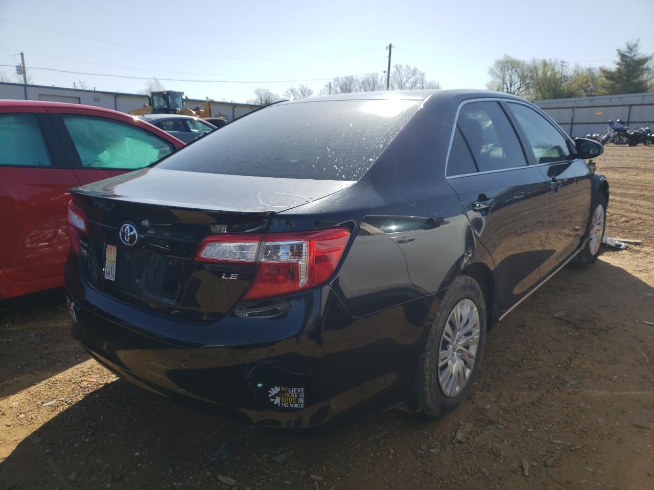 Photo 4 from auction – 2014 TOYOTA CAMRY L with VIN 4T4BF1FK9ER379149
