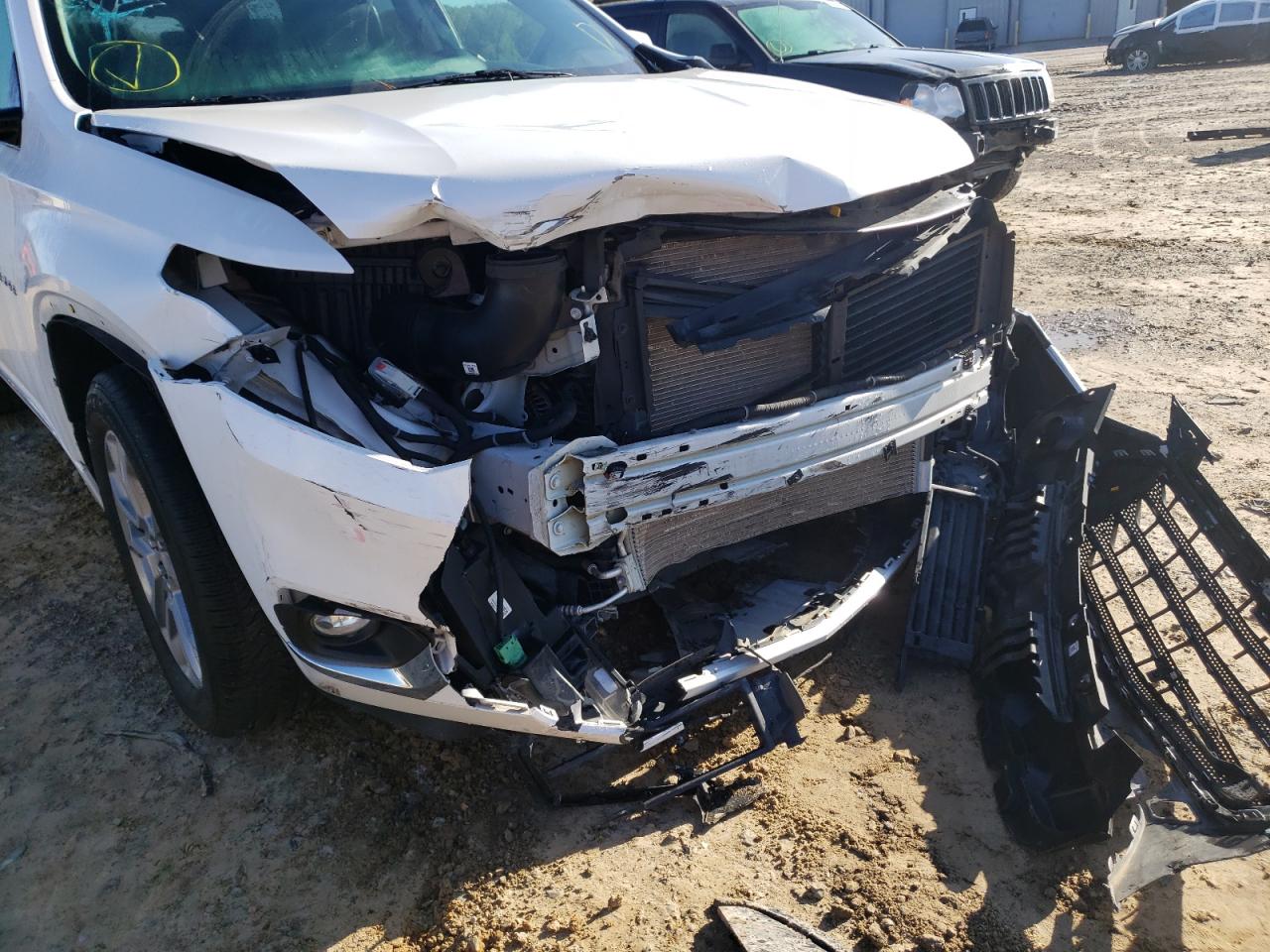 Photo 9 from auction – 2018 CHEVROLET TRAVERSE 2 with VIN 1GNERKKWXJJ197139