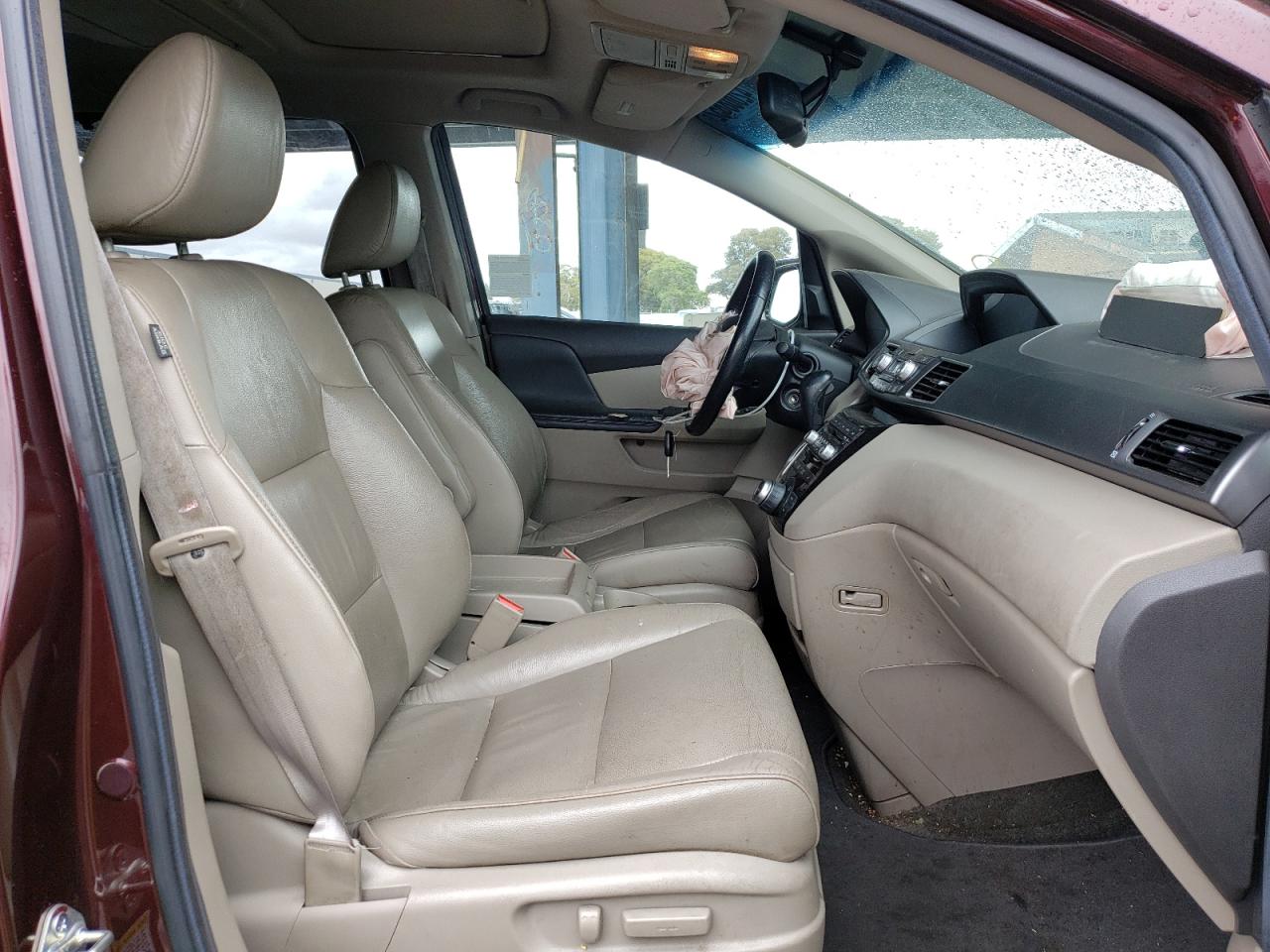 Photo 5 from auction – 2012 HONDA ODYSSEY TO with VIN 5FNRL5H91CB018835