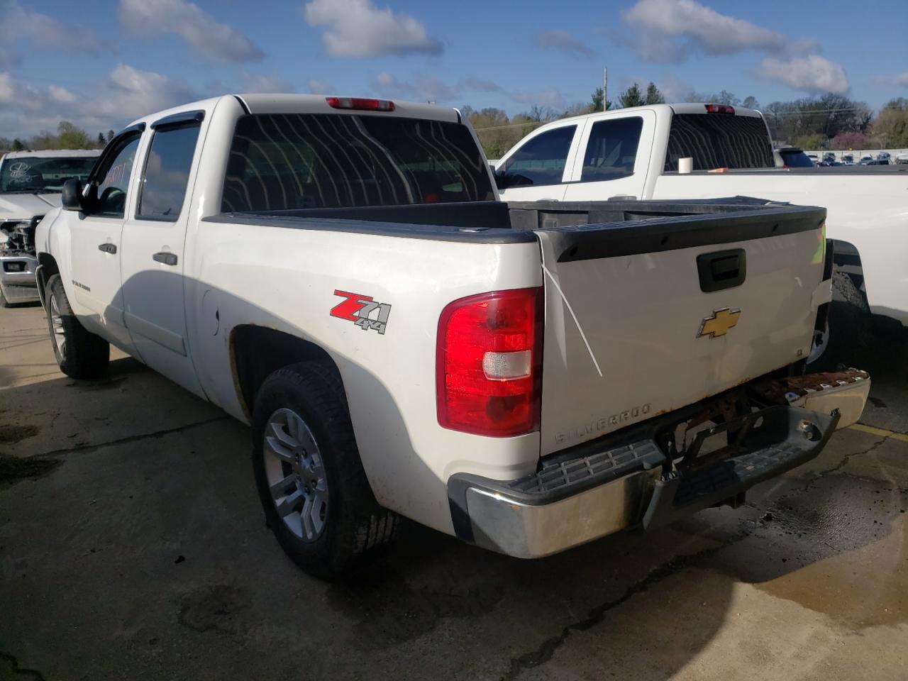 Photo 3 from auction – 2007 CHEVROLET SILVERADO with VIN 2GCEK13M971696263