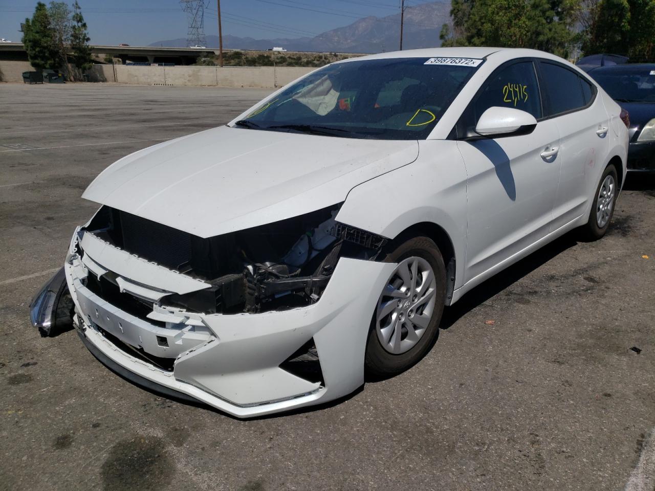 Photo 2 from auction – 2019 HYUNDAI ELANTRA SE with VIN 5NPD74LF3KH448047