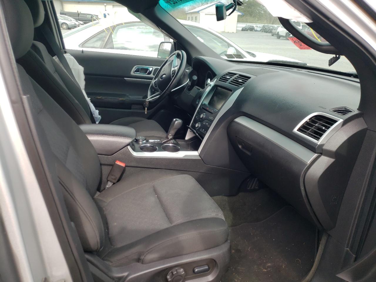 Photo 5 from auction – 2014 FORD EXPLORER X with VIN 1FM5K8D82EGB14316