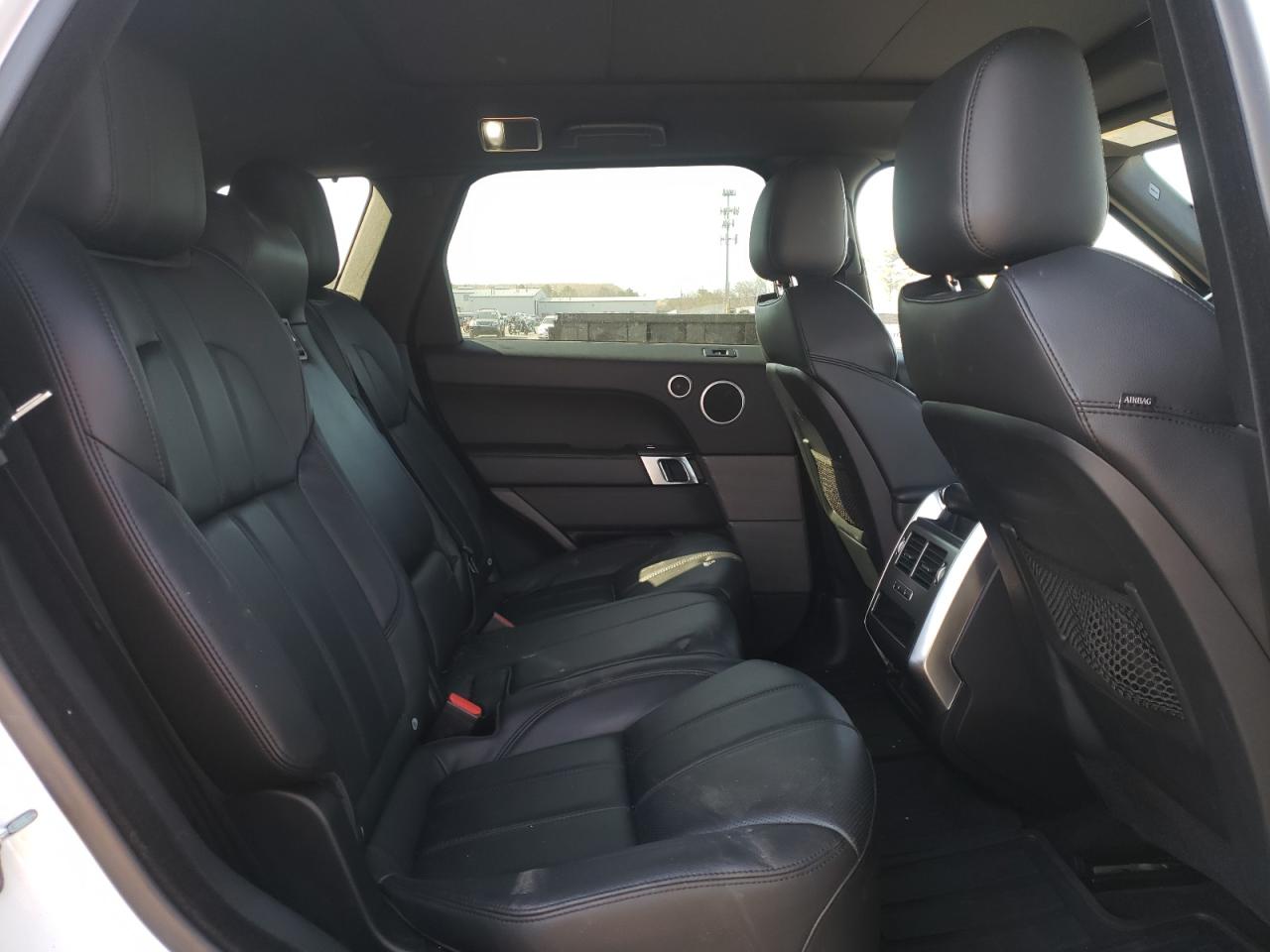 Photo 6 from auction – 2016 LAND ROVER RANGE ROVE with VIN SALWG2PF5GA659071