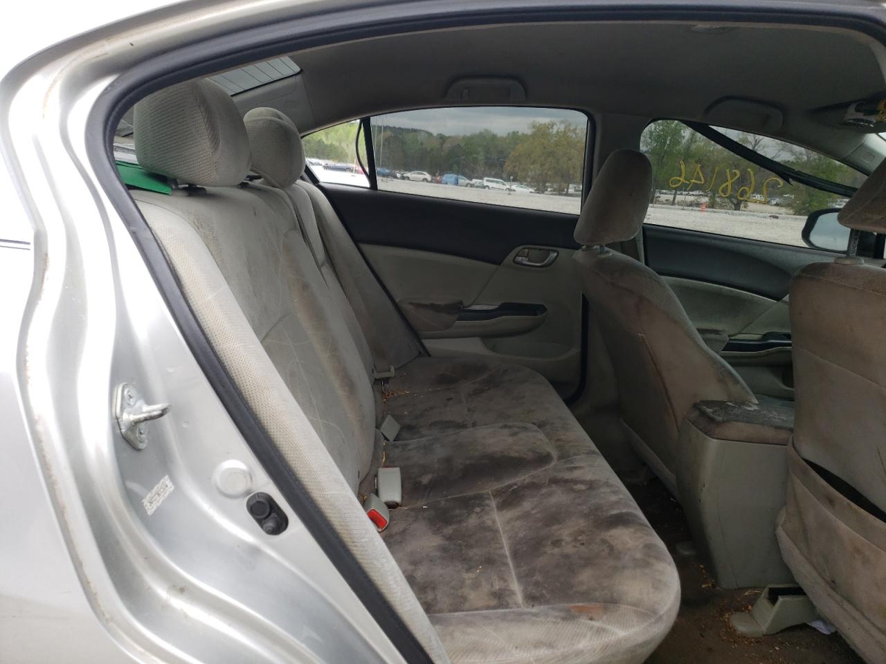 Photo 6 from auction – 2012 HONDA CIVIC LX with VIN 2HGFB2F58CH336046