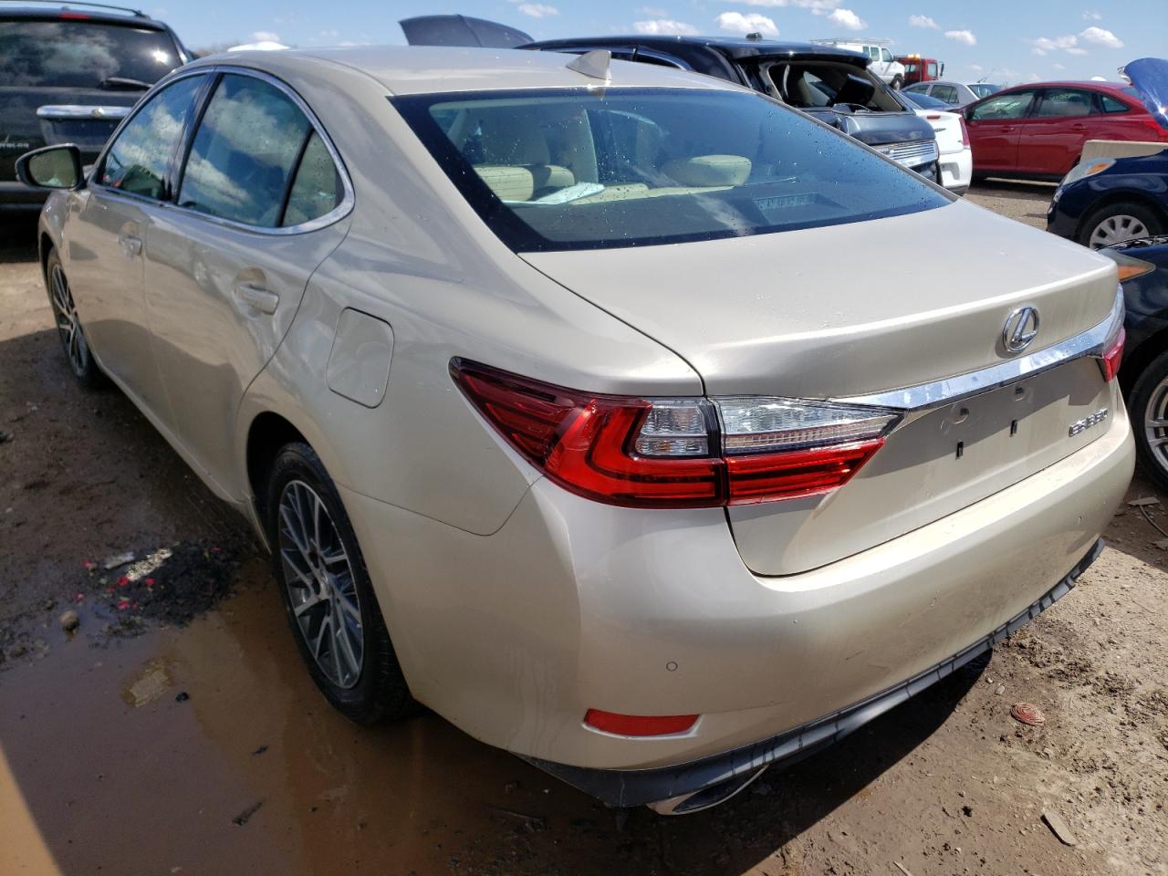 Photo 3 from auction – 2016 LEXUS ES 350 with VIN 58ABK1GG3GU032069
