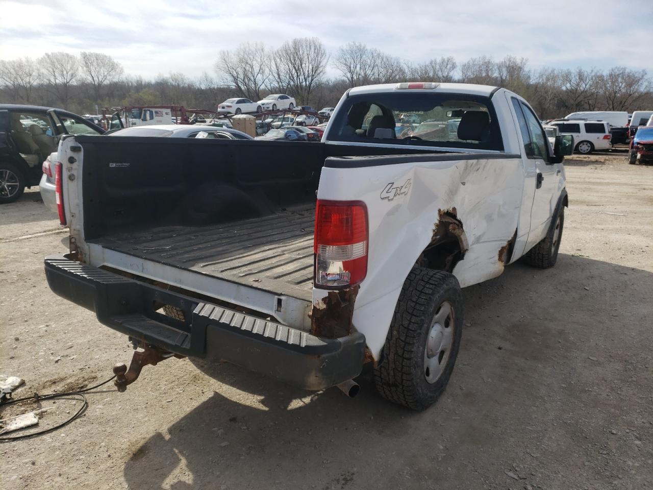 Photo 4 from auction – 2005 FORD F150 with VIN 1FTRF14W15NB25559