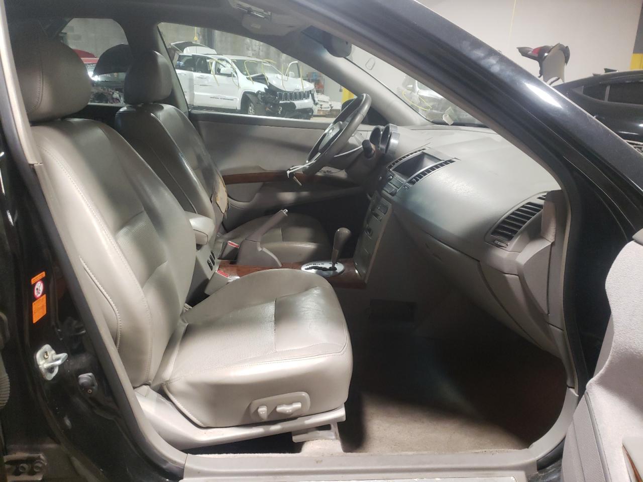 Photo 5 from auction – 2004 NISSAN MAXIMA SE with VIN 1N4BA41E84C881208