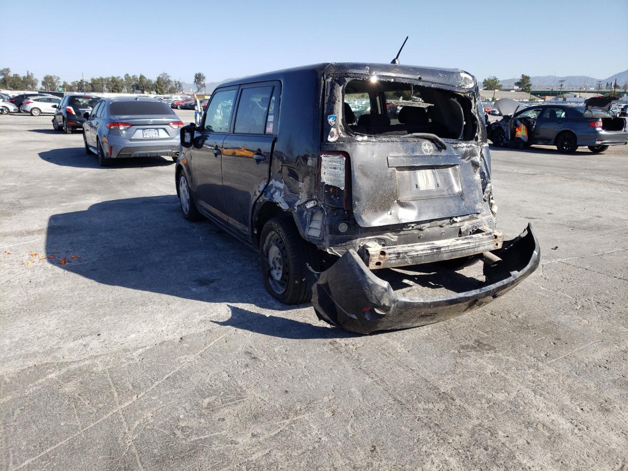 Photo 3 from auction – 2011 TOYOTA SCION XB with VIN JTLZE4FE1B1138523