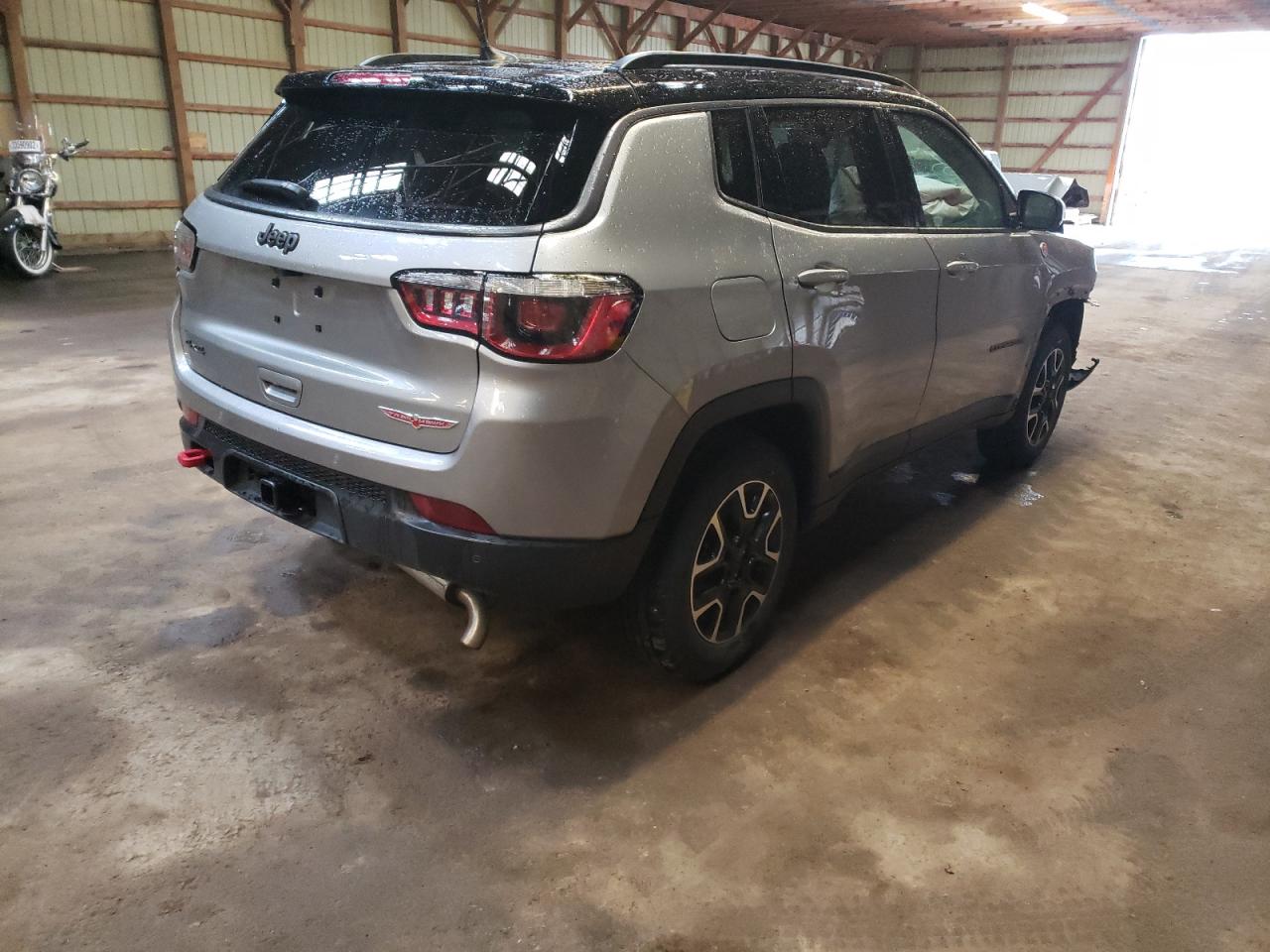 Photo 4 from auction – 2020 JEEP COMPASS TR with VIN 3C4NJDDB3LT108531