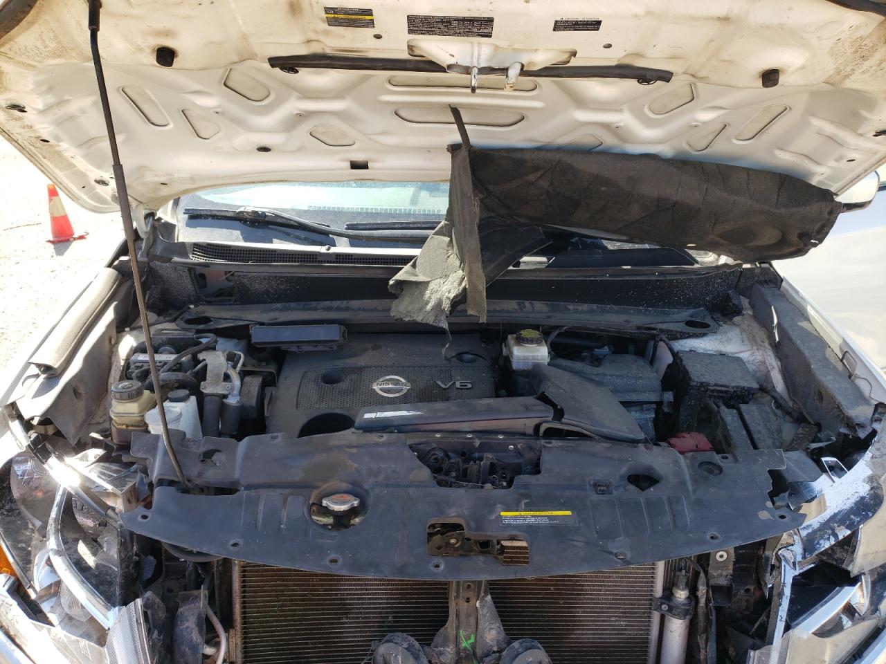 Photo 7 from auction – 2015 NISSAN PATHFINDER with VIN 5N1AR2MM0FC634737