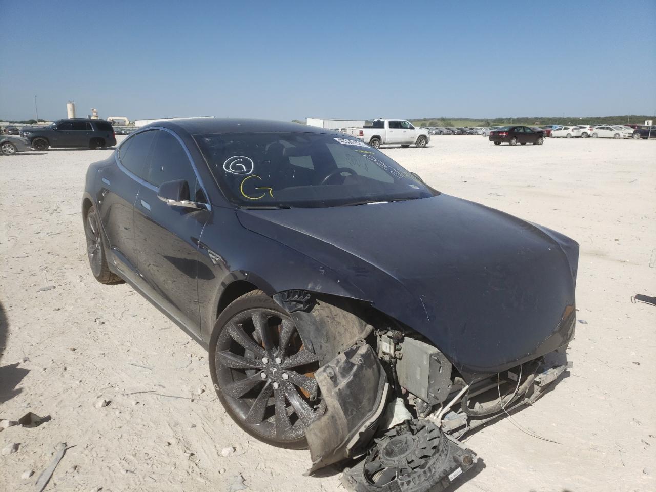 TESLA MODEL S 2016 with VIN 5YJSA1E27GF132464 - Photo from auction