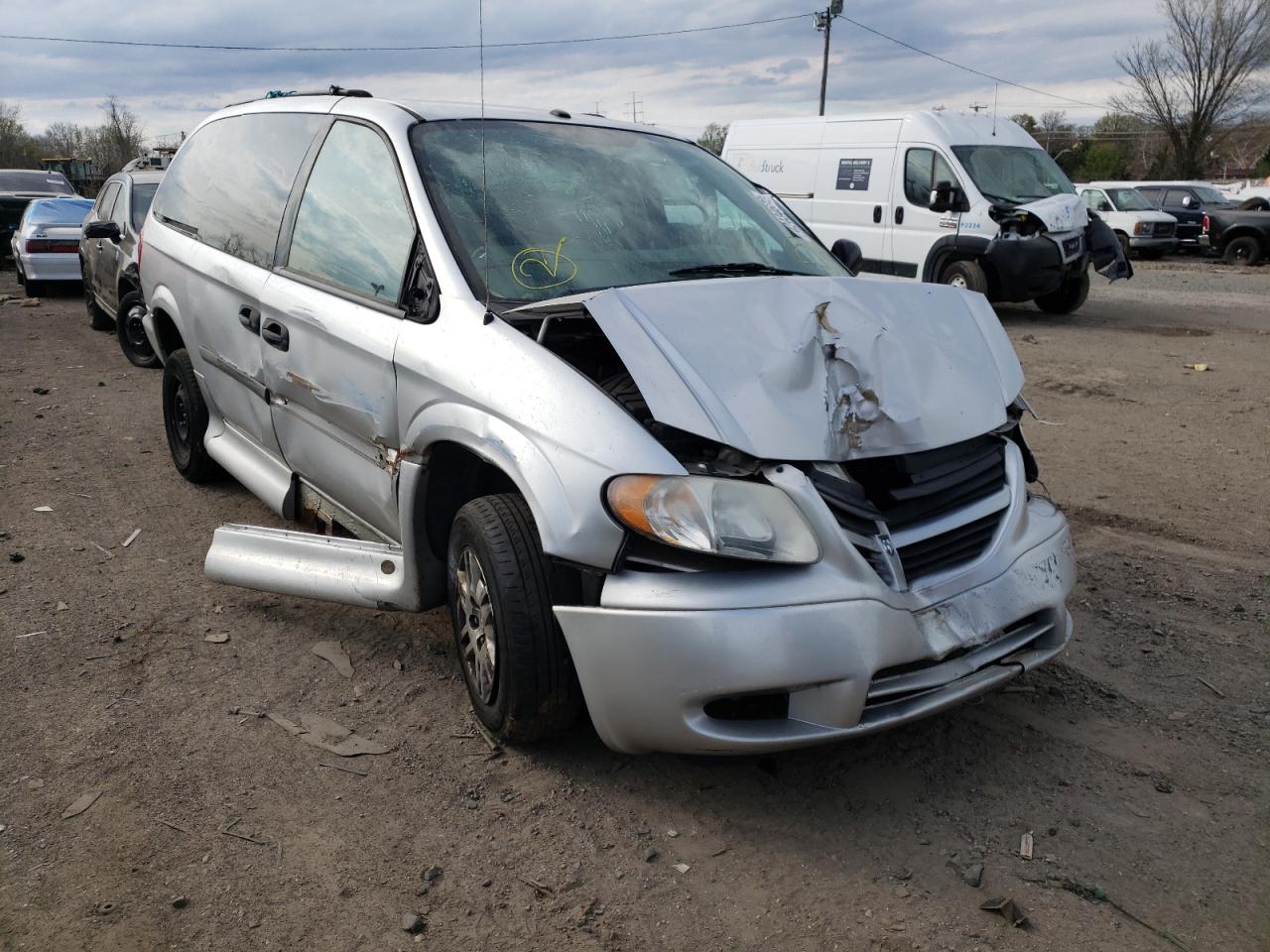 DODGE GRAND CARA 2007 z numerem VIN 1D4GP24R57B152811 - Zdjęcie z aukcji