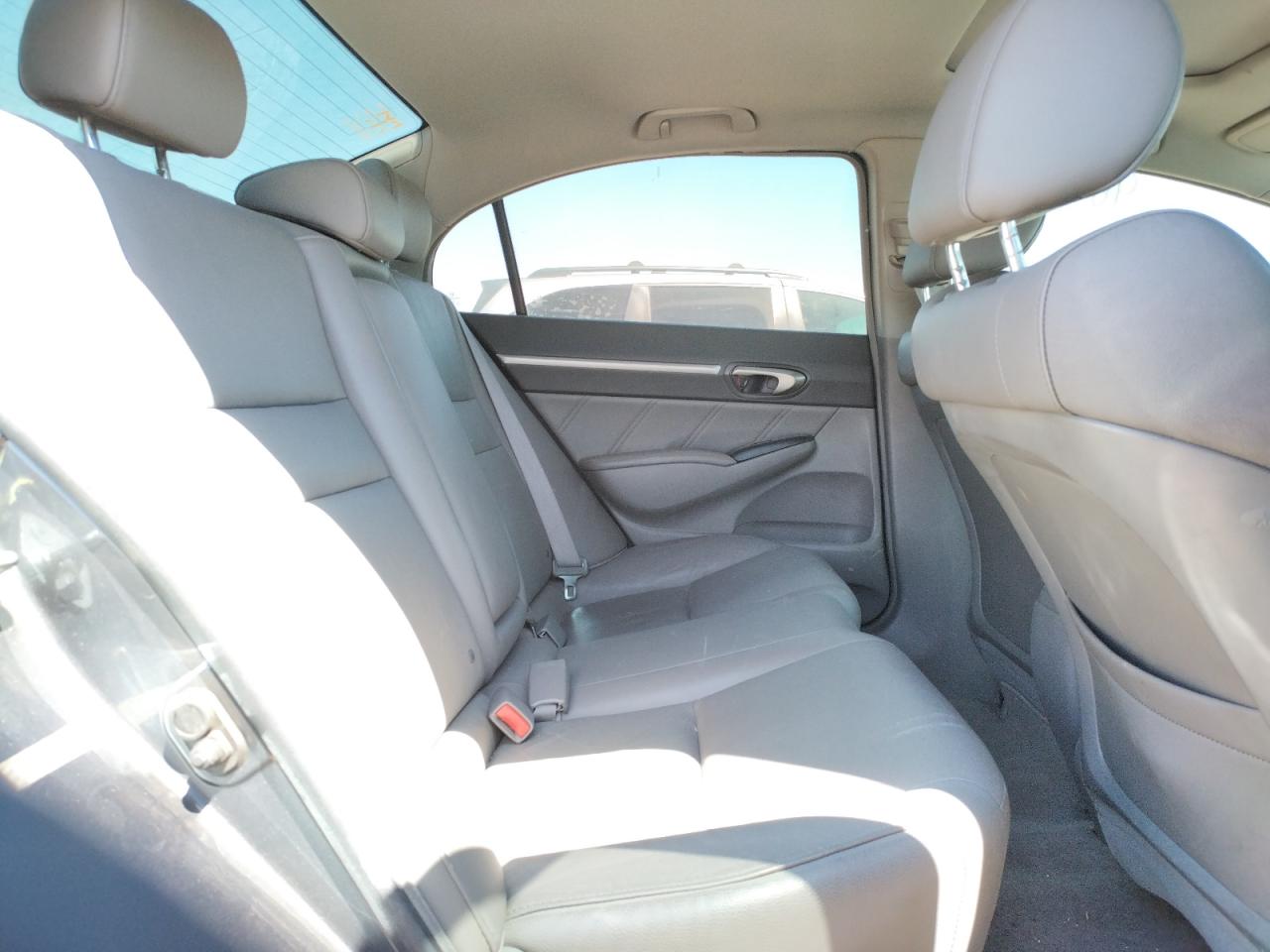 Photo 6 from auction – 2010 HONDA CIVIC EXL with VIN 19XFA1F99AE044753