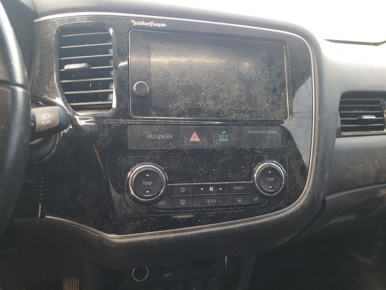 Photo 9 from auction – 2017 MITSUBISHI OUTLANDER with VIN JA4AZ3A34HZ057548