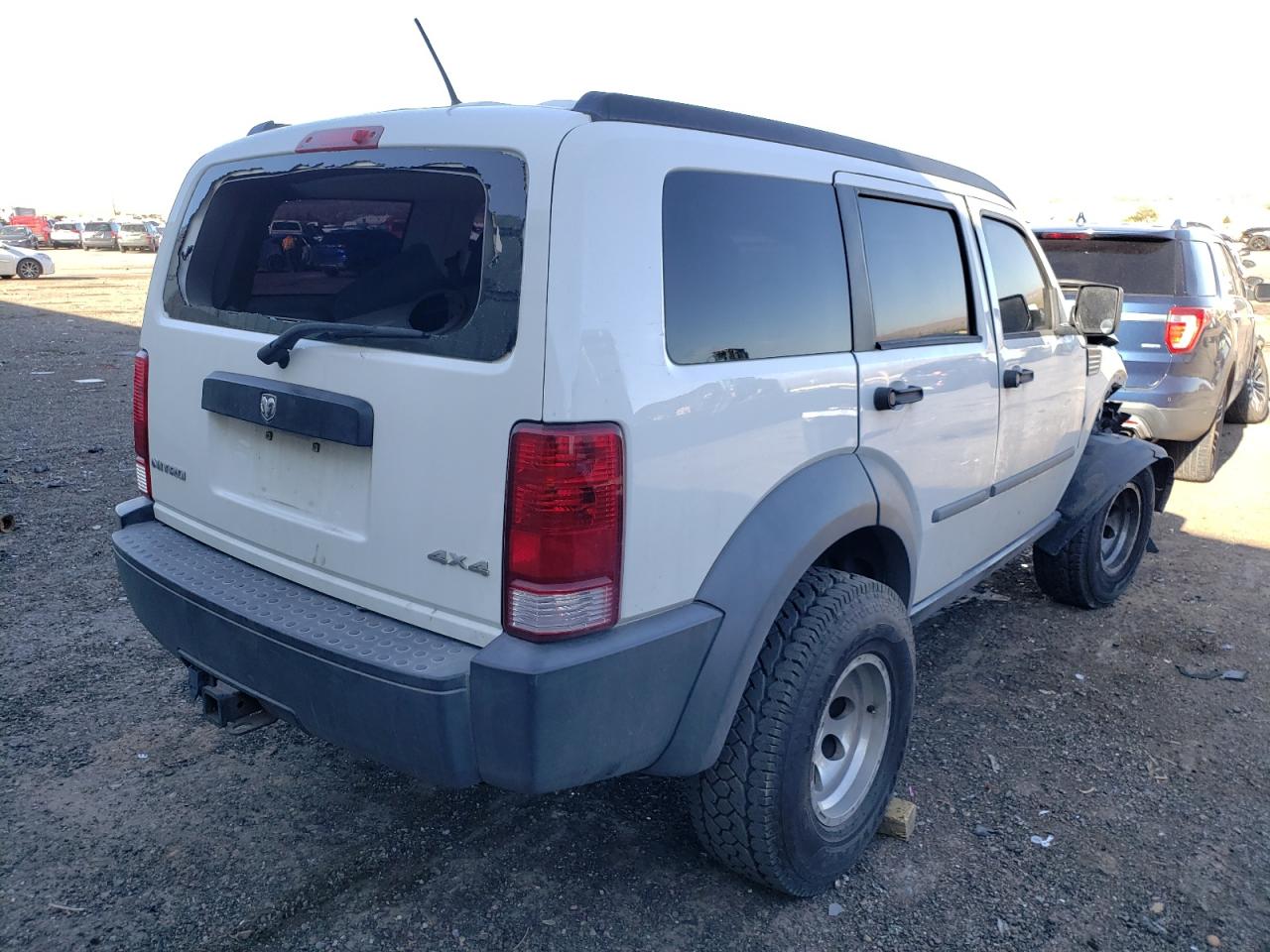 Photo 4 from auction – 2007 DODGE NITRO SXT with VIN 1D8GU28K97W714691