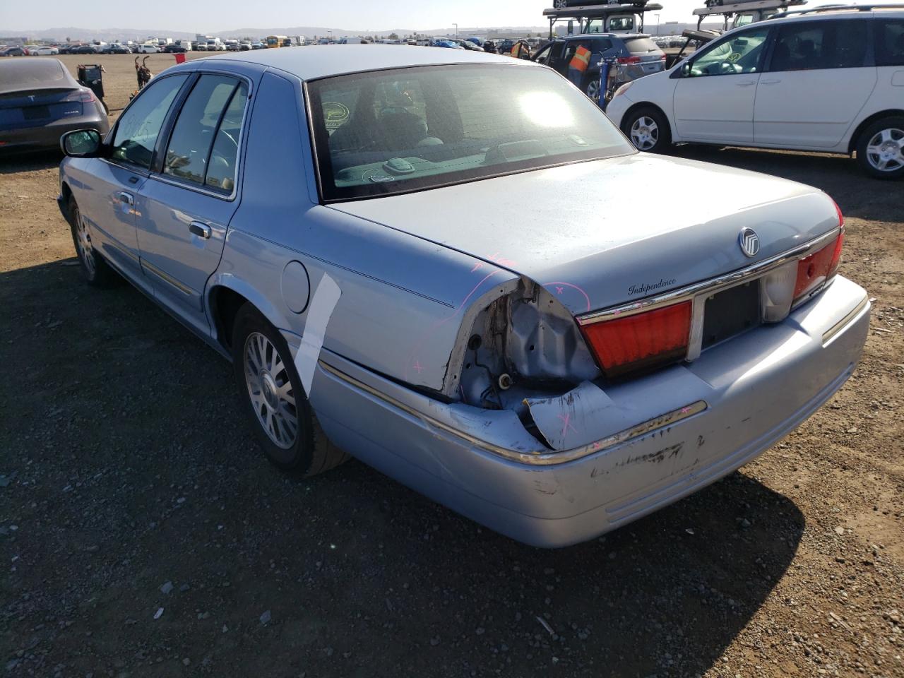 Photo 3 from auction – 2001 MERCURY GRAND MARQ with VIN 2MEFM74W41X601340