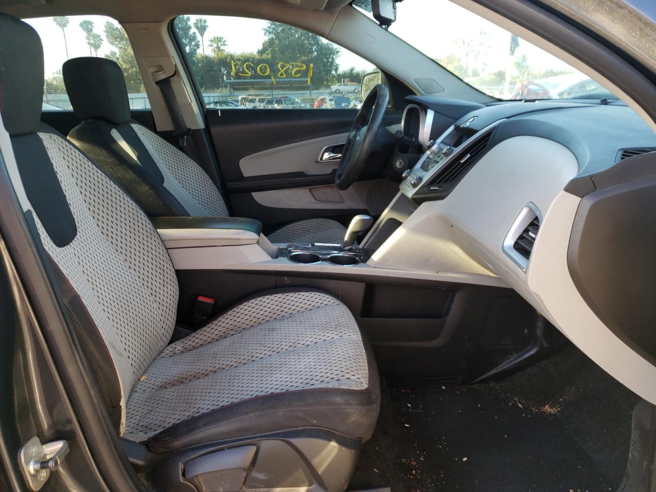 Photo 5 from auction – 2010 CHEVROLET EQUINOX LS with VIN 2CNALBEWXA6249561