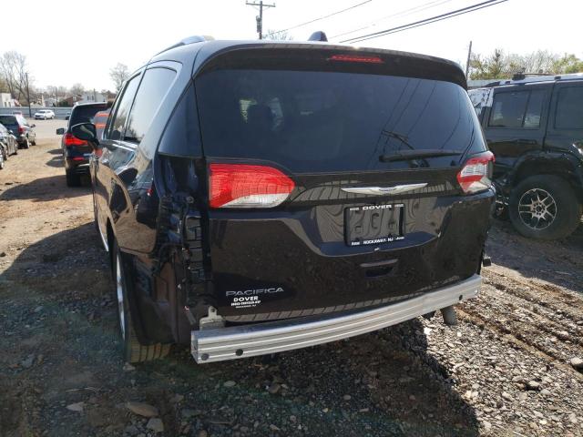 Фото 3 с аукциона – 2017 CHRYSLER PACIFICA T с VIN 2C4RC1EG5HR827021