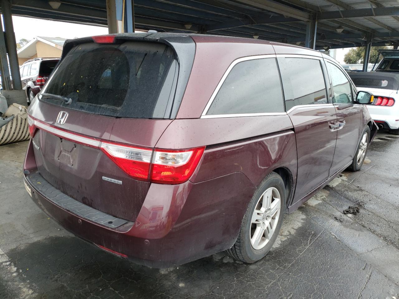 Photo 4 from auction – 2012 HONDA ODYSSEY TO with VIN 5FNRL5H91CB018835