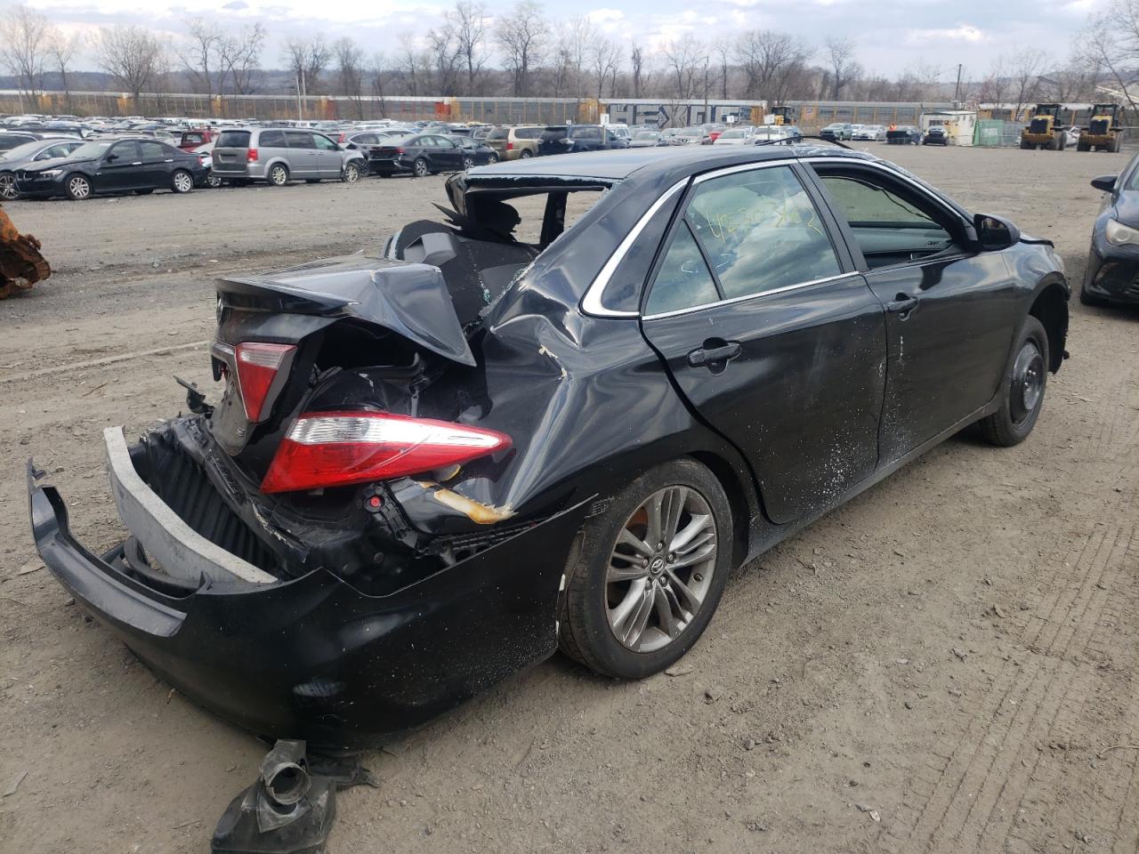 Photo 4 from auction – 2017 TOYOTA CAMRY LE with VIN 4T1BF1FK5HU634457