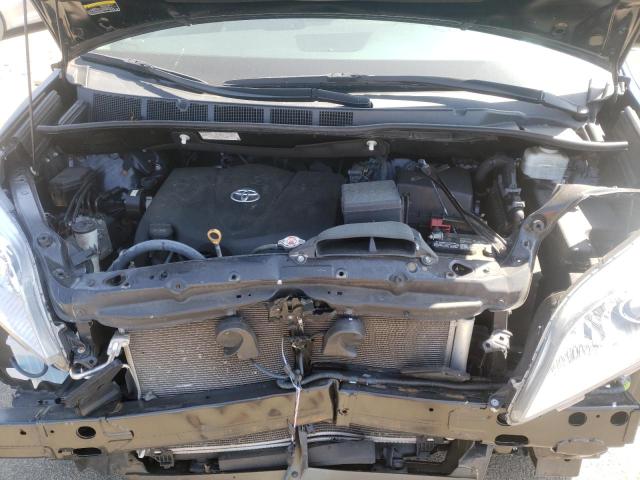 Photo 7 from auction – 2020 TOYOTA SIENNA LE with VIN 5TDKZ3DC4LS021861