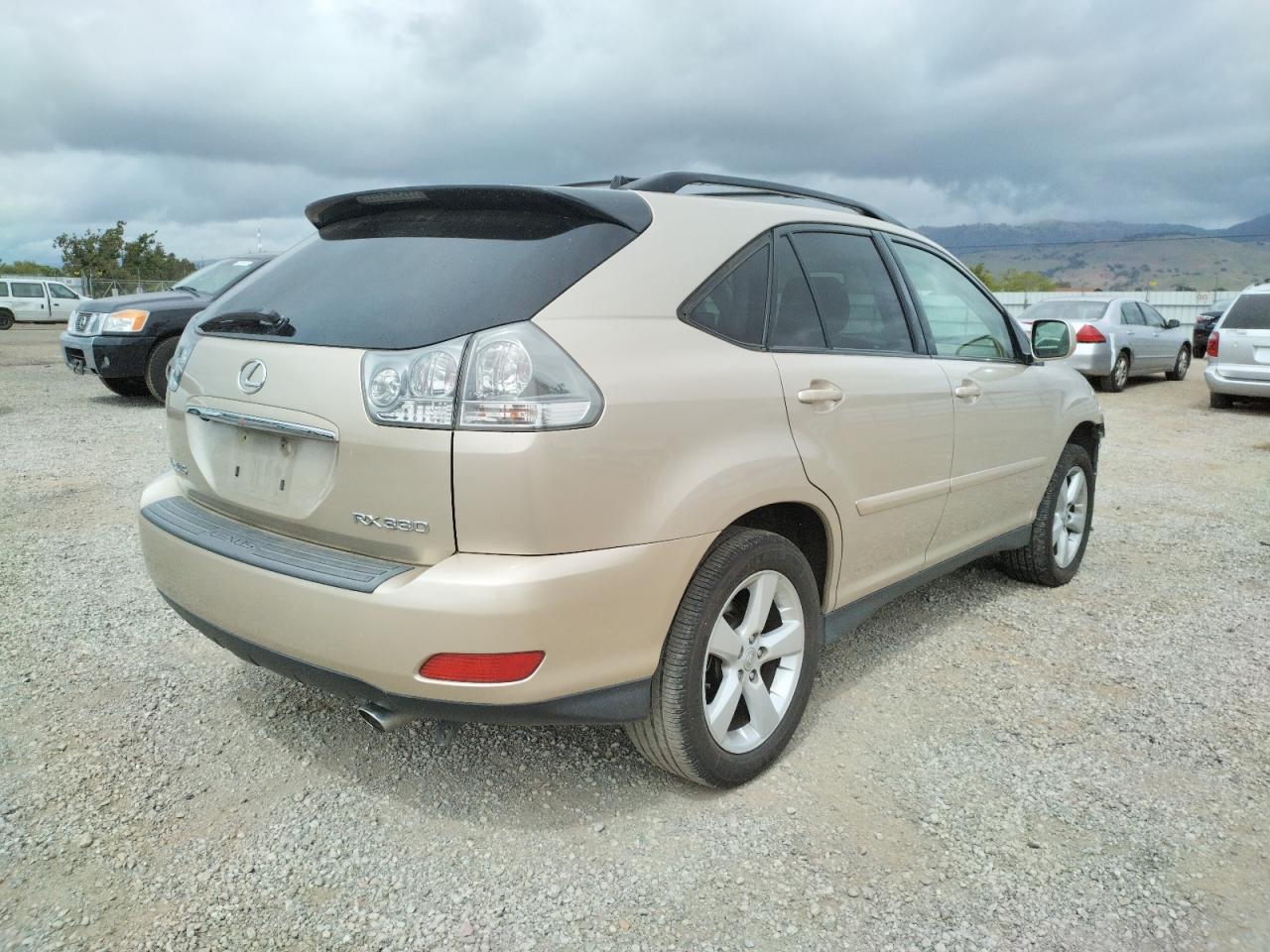 Photo 4 from auction – 2004 LEXUS RX 330 with VIN JTJGA31U340007770