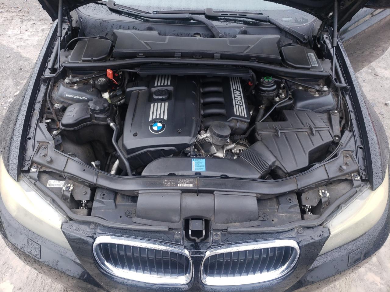 Photo 7 from auction – 2009 BMW 328 XI with VIN WBAPK73539A452750