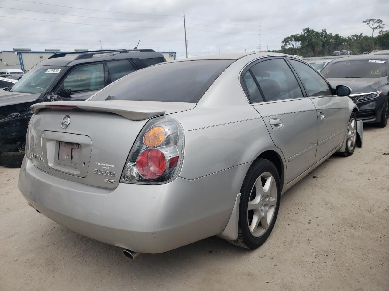 Photo 4 from auction – 2002 NISSAN ALTIMA SE with VIN 1N4BL11DX2C106826