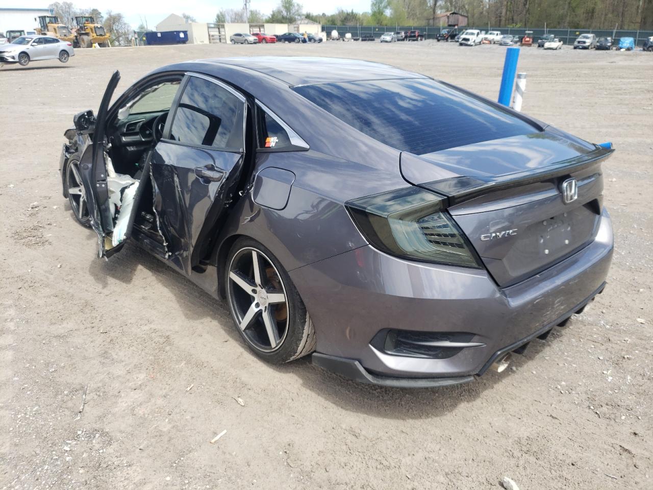 Photo 3 from auction – 2016 HONDA CIVIC EX with VIN 2HGFC2F84GH509011