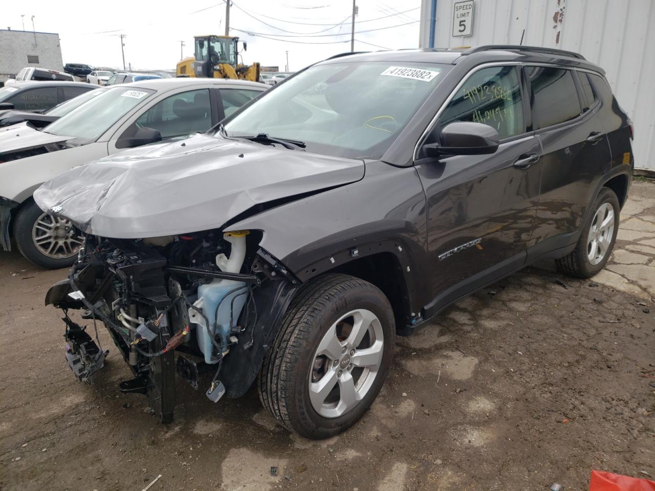 Photo 2 from auction – 2018 JEEP COMPASS LA with VIN 3C4NJDBB5JT176667