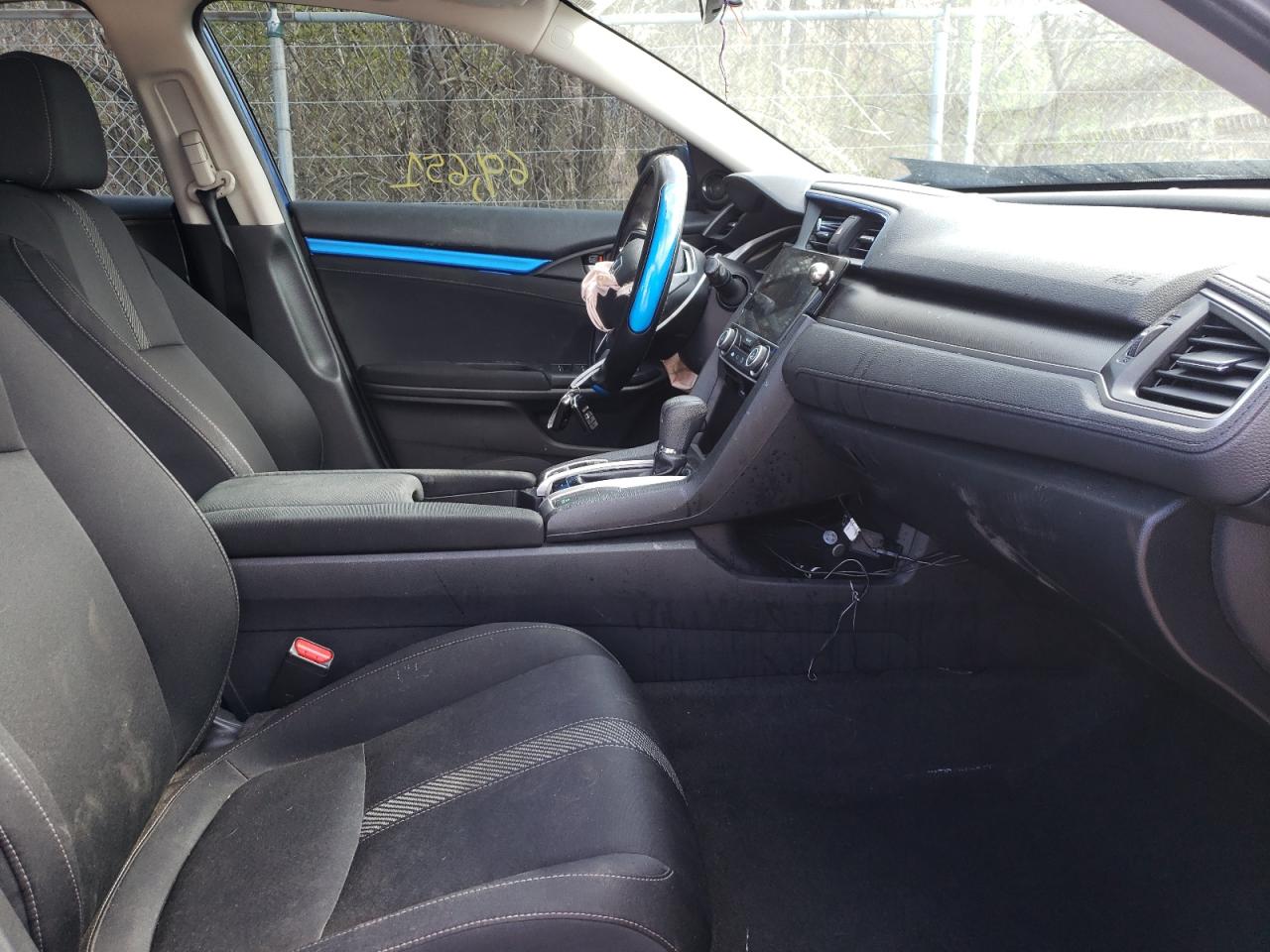 Photo 5 from auction – 2017 HONDA CIVIC EX with VIN 19XFC2F77HE027281