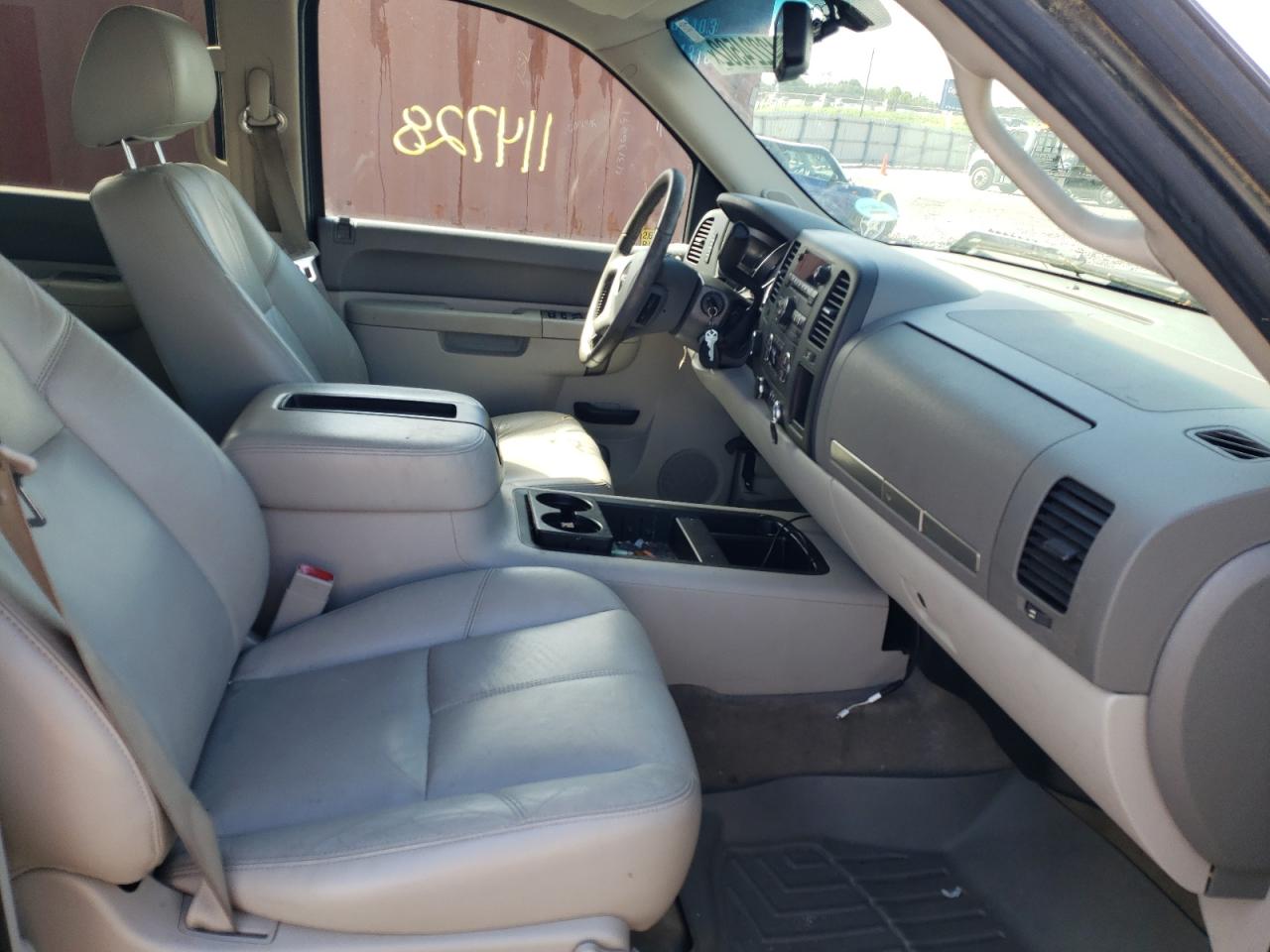 Photo 5 from auction – 2011 GMC SIERRA K15 with VIN 3GTP2VE35BG268064