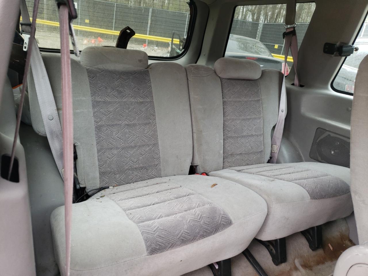 Photo 6 from auction – 1998 FORD EXPLORER with VIN 1FMYU24E5WUC79709