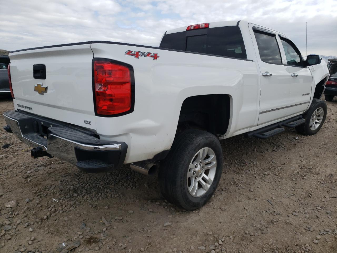 Photo 4 from auction – 2014 CHEVROLET SILVERADO with VIN 3GCUKSEC0EG516159