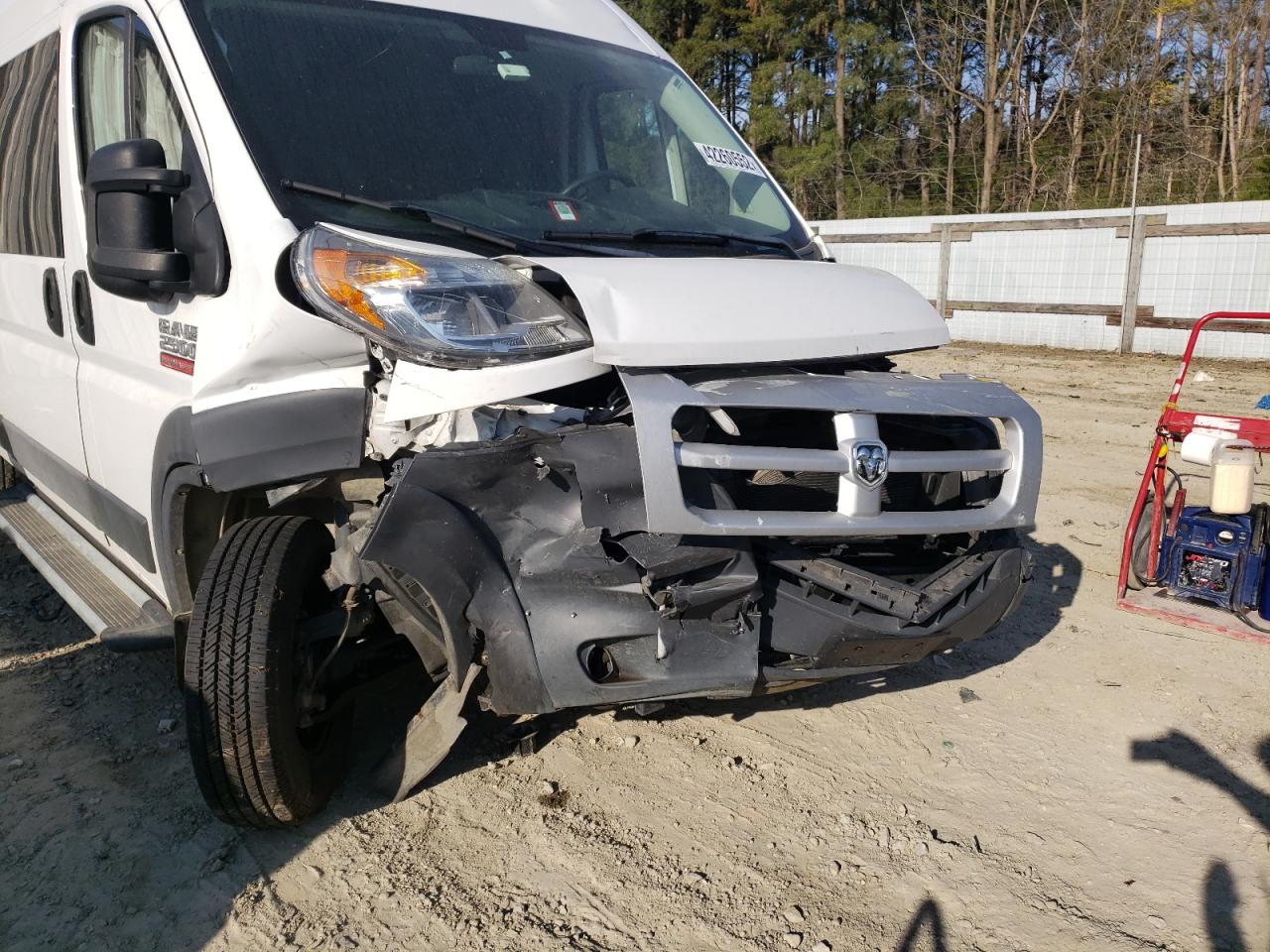 Photo 9 from auction – 2015 RAM PROMASTER with VIN 3C6TRVPG1FE520198