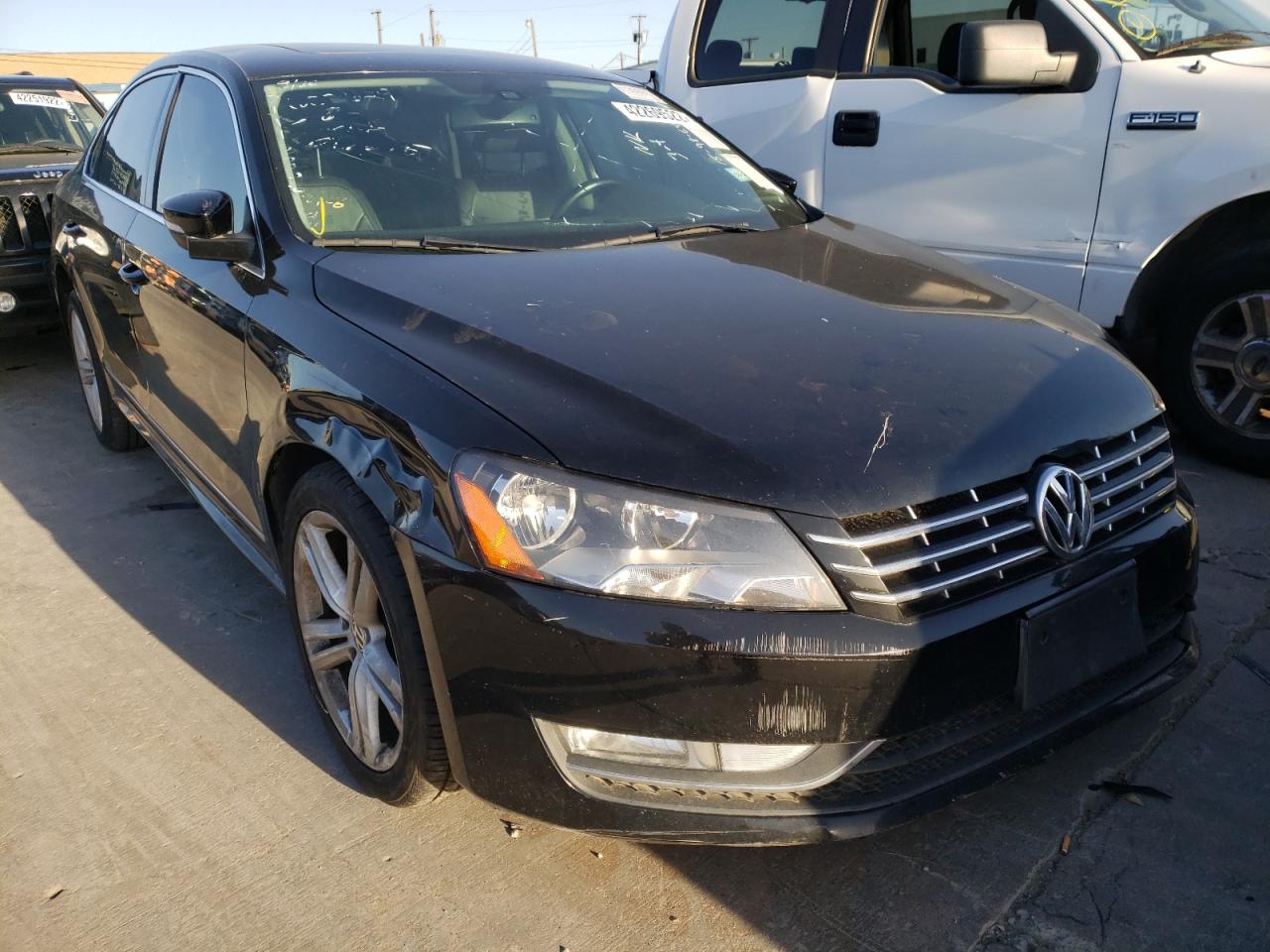 VOLKSWAGEN PASSAT SEL 2015 with VIN 1VWCS7A35FC017695 - Photo from auction