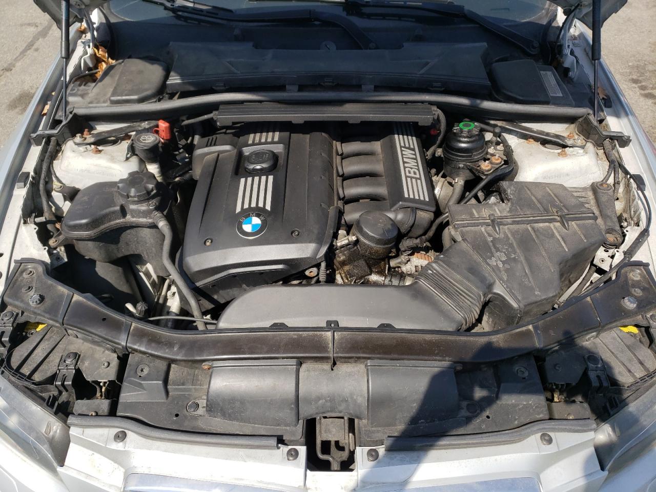 Photo 7 from auction – 2009 BMW 328 XI with VIN WBAWC33569PU84073