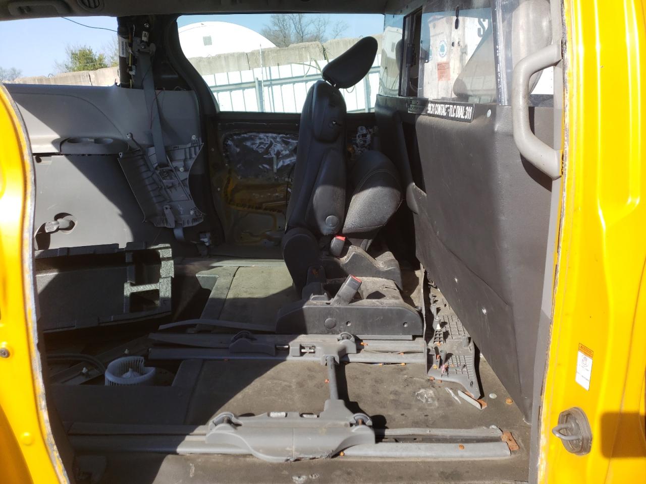 Photo 6 from auction – 2017 TOYOTA SIENNA with VIN 5TDZZ3DC4HS856722