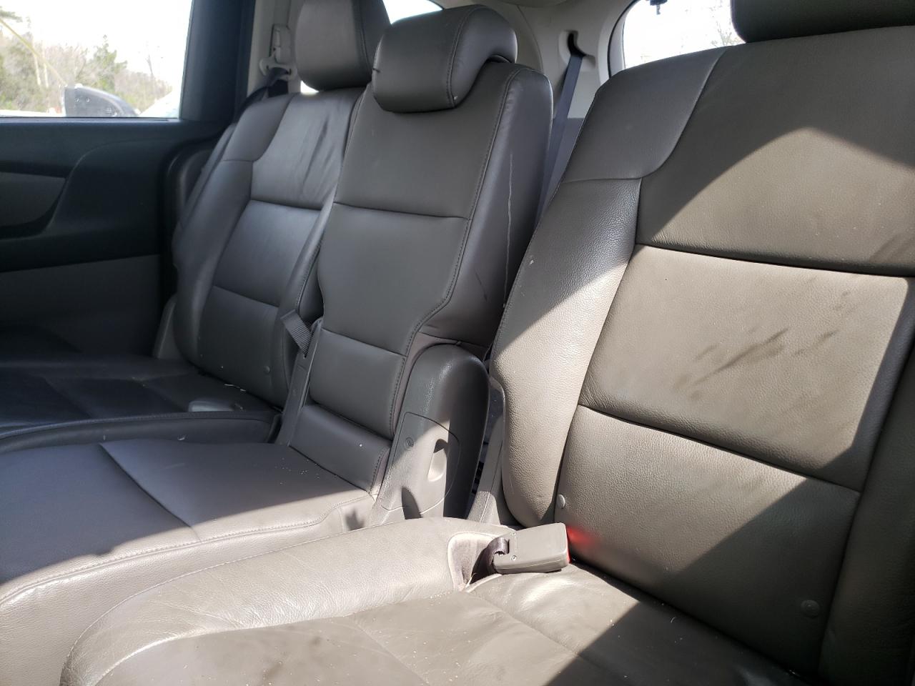 Photo 6 from auction – 2012 HONDA ODYSSEY TO with VIN 5FNRL5H96CB079503